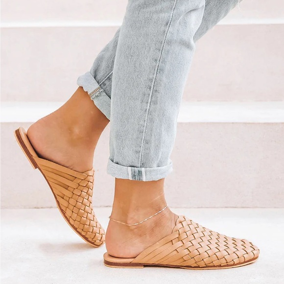 Liberté Tulum Woven Leather Mule Slides | Tan Leather | Size 11 - Picture 8 of 9